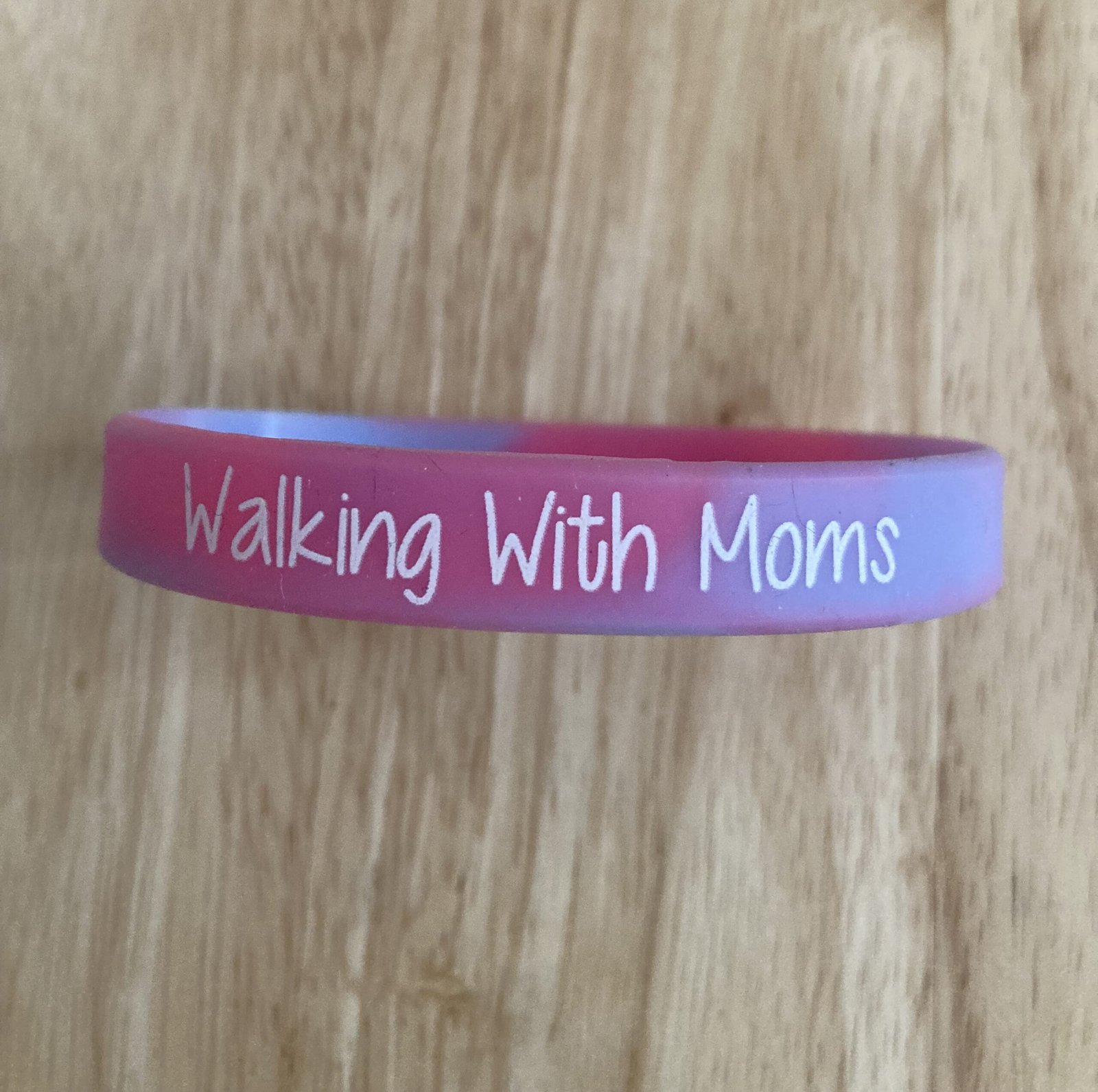 Walking with moms in need bracelet